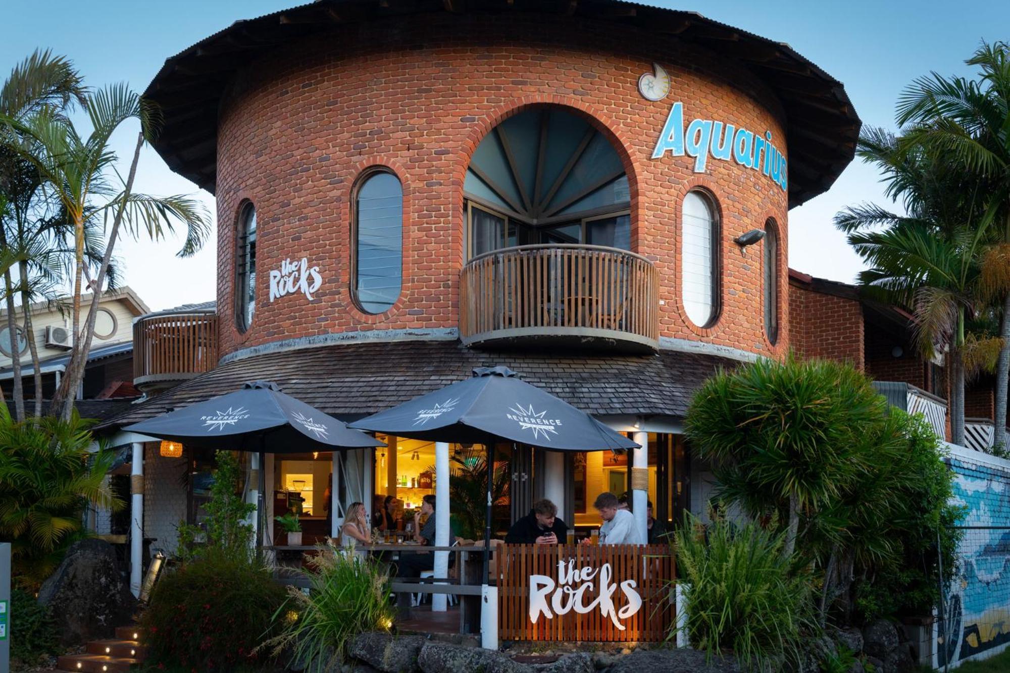 Aquarius Backpackers Resort خليج بيرون المظهر الخارجي الصورة